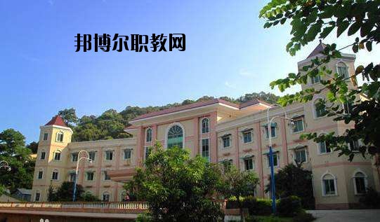 許昌技術(shù)經(jīng)濟(jì)學(xué)校2021年報(bào)名條件、招生要求、招生對(duì)象