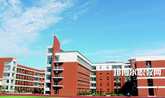 湛江湛港職業(yè)技術(shù)學(xué)校怎么樣、好不好