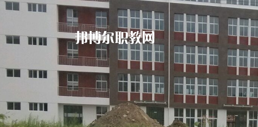 柳州市醫(yī)藥生物工程職業(yè)技術(shù)學(xué)校2020年報(bào)名條件、招生要求、招生對(duì)象