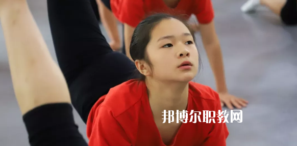 蘭州慈愛實(shí)驗(yàn)藝術(shù)職業(yè)學(xué)校怎么樣、好不好