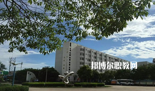 合肥經(jīng)濟(jì)貿(mào)易科技學(xué)校怎么樣、好不好