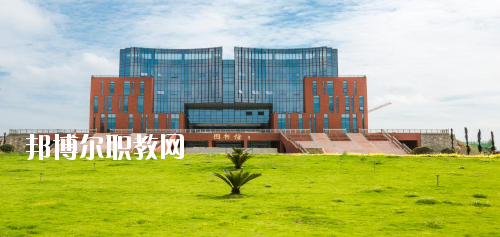 安順職業(yè)技術(shù)學(xué)院(中職部)2020年報名條件、招生要求、招生對象