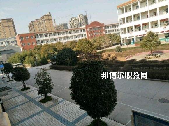 沁陽市職業(yè)教育中心學校2021年報名條件、招生要求、招生對象