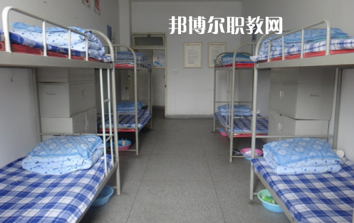 臺山培英職業(yè)技術(shù)學校宿舍條件