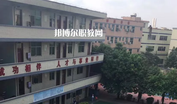 廣東領(lǐng)才技工學(xué)校2021年報(bào)名條件、招生要求、招生對(duì)象