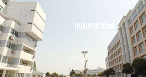安徽紅十字會衛(wèi)生學(xué)校2021年報名條件、招生要求、招生對象