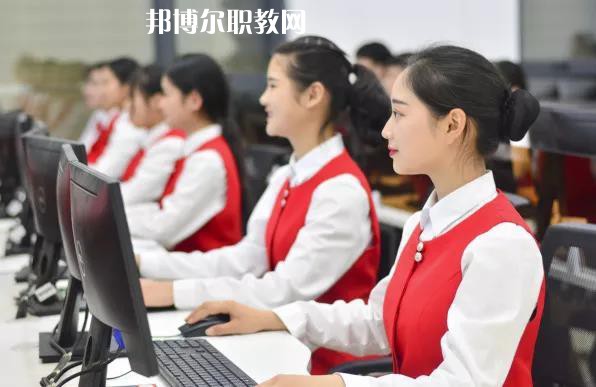 云龍縣民族職業(yè)高級(jí)中學(xué)怎么樣、好不好