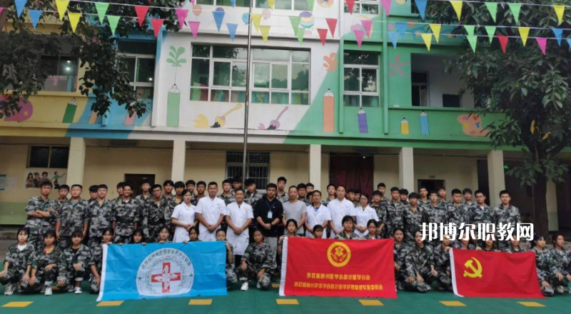 西雙版納經(jīng)濟管理職業(yè)學校2021年報名條件、招生要求、招生對象