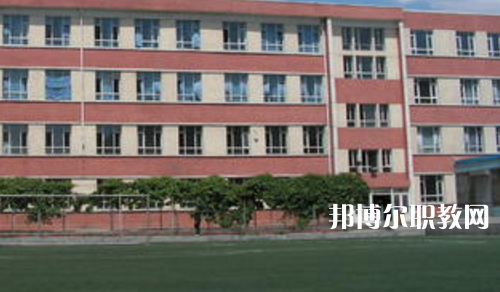 花溪區(qū)職業(yè)教育培訓(xùn)管理中心2021年報名條件、招生要求、招生對象