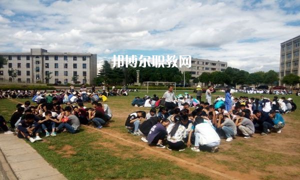 宜良縣職業(yè)高級中學(xué)2021年學(xué)費(fèi)、收費(fèi)多少