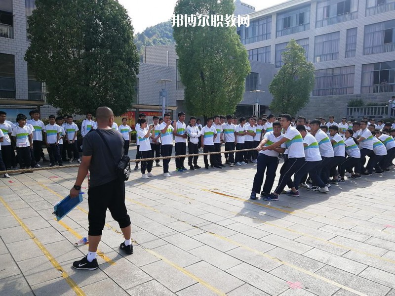 臨滄財(cái)貿(mào)學(xué)校2021年報(bào)名條件、招生要求、招生對(duì)象