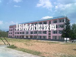 耿馬縣職教中心2021年報(bào)名條件、招生要求、招生對象