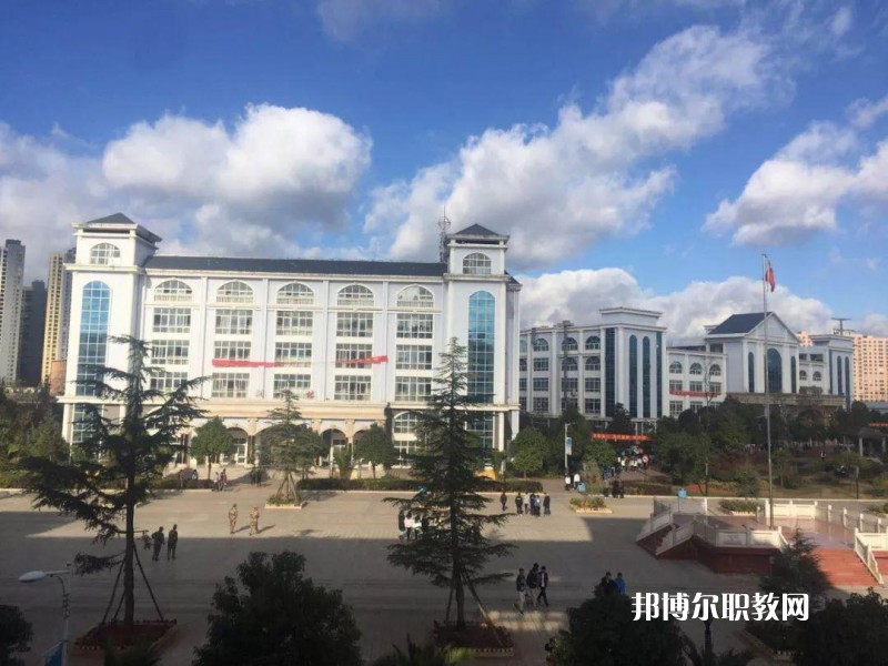 曲靖師宗職業(yè)技術(shù)學(xué)校2021年報名條件、招生要求、招生對象