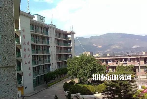 玉溪第二職業(yè)高級中學(xué)2021年學(xué)費(fèi)、收費(fèi)多少