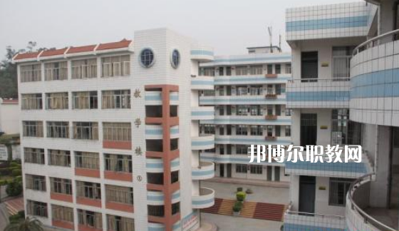 昆明第二職業(yè)中專學(xué)校2021年報名條件、招生對象