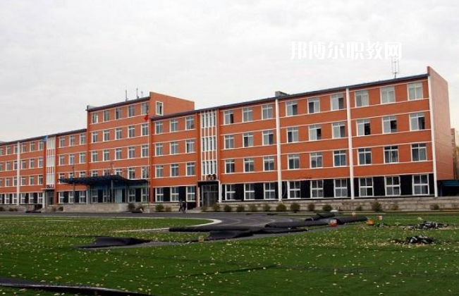 云南楚雄工業(yè)學校2021年報名條件、招生要求、招生對象