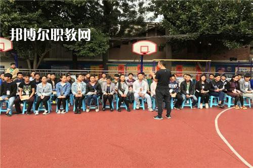 四川省彝文學(xué)校2021年報(bào)名條件、招生要求、招生對(duì)象