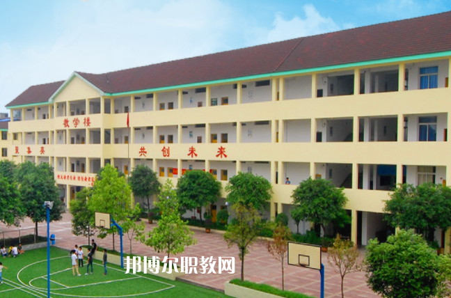 重慶聚英技工學(xué)校2021年報(bào)名條件、招生要求、招生對(duì)象
