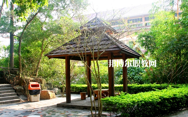石家莊2021年上中?？梢钥即髮W(xué)嗎