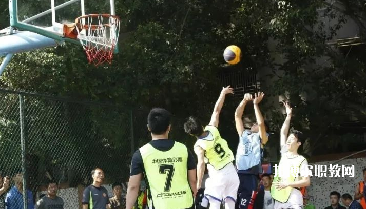 揭陽(yáng)體育運(yùn)動(dòng)學(xué)校2022年報(bào)名條件、招生要求、招生對(duì)象