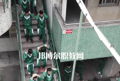 臺山培英職業(yè)技術(shù)學(xué)校2022年報名條件、招生要求、招生對象