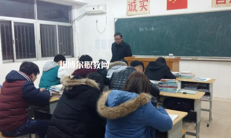 泰州市體育運(yùn)動學(xué)校2022年報(bào)名條件、招生要求、招生對象