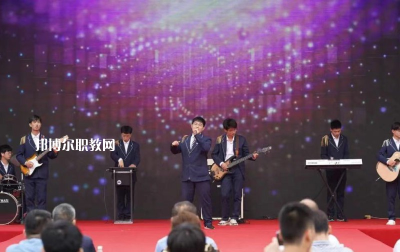南京中華中等專業(yè)學(xué)校怎么樣、好不好