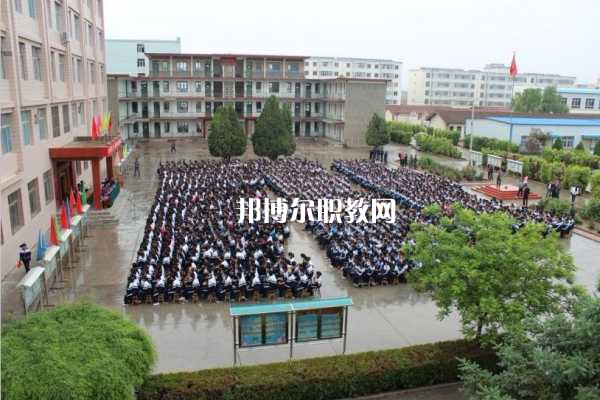 西峰職業(yè)中等專業(yè)學(xué)校2022年報名條件、招生要求、招生對象