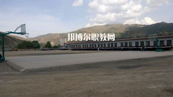 岷縣職業(yè)中等專業(yè)學(xué)校2022年學(xué)費，收費多少
