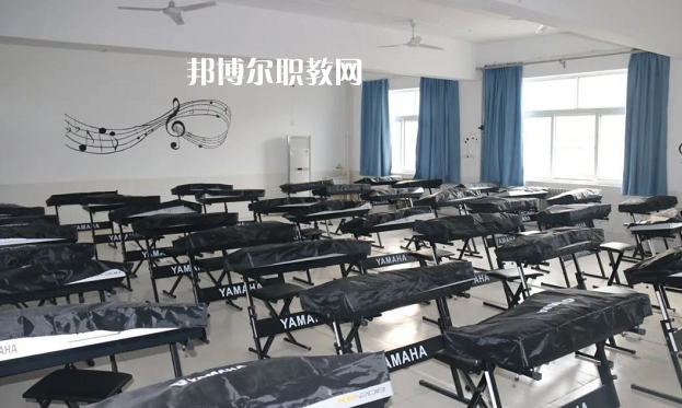 渭南華州區(qū)職業(yè)教育中心2022年報(bào)名條件、招生要求、招生對(duì)象
