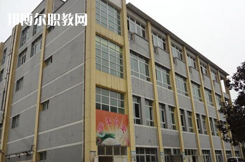 貴陽白云區(qū)職業(yè)技術(shù)學校2022年報名條件、招生要求、招生對象