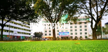德陽(yáng)應(yīng)用技術(shù)職業(yè)學(xué)校2022年報(bào)名條件、招生要求、招生對(duì)象
