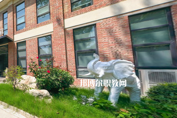 西安萬象職業(yè)中學(xué)2022年報名條件、招生要求、招生對象