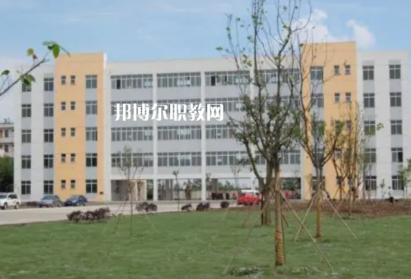四川省廣漢市職業(yè)中專學(xué)校2022年報(bào)名條件、招生對(duì)象、招生要求