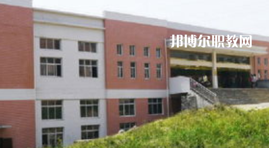 德江中等職業(yè)學校2022年報名條件、招生要求、招生對象