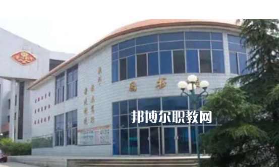 陽旅游職業(yè)學(xué)校2022年報名條件、招生要求、招生對象
