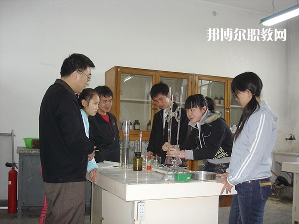 秦皇島市職業(yè)技術(shù)學(xué)校2022年學(xué)費(fèi)、收費(fèi)多少