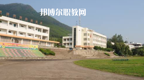 涼山州高級(jí)職業(yè)技術(shù)學(xué)校2022年報(bào)名條件、招生要求、招生對(duì)象