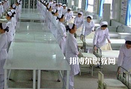 甘肅省中醫(yī)學(xué)校2022年報(bào)名條件、招生要求、招生對象