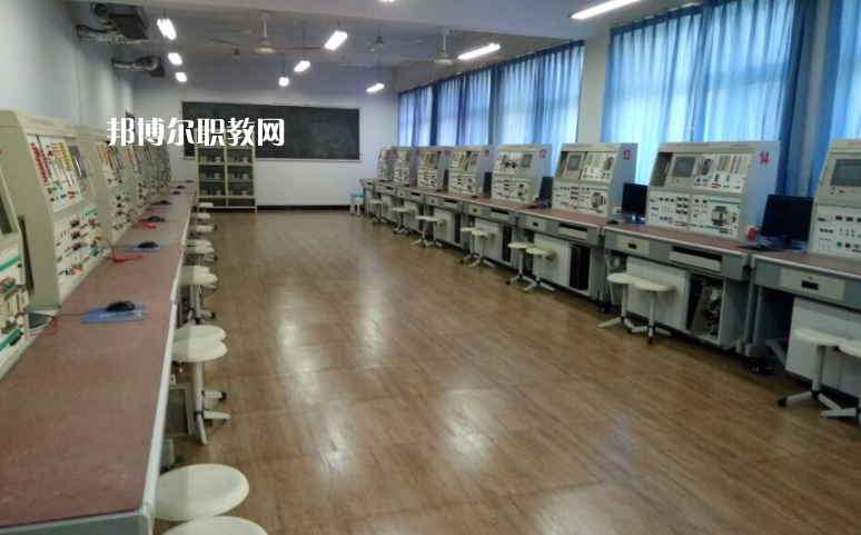 三河市職業(yè)技術(shù)教育中心2022年學(xué)費、收費多少