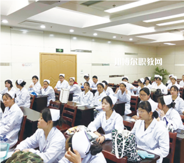 無錫協(xié)新技工學(xué)校2022年報(bào)名條件、招生要求、招生對象