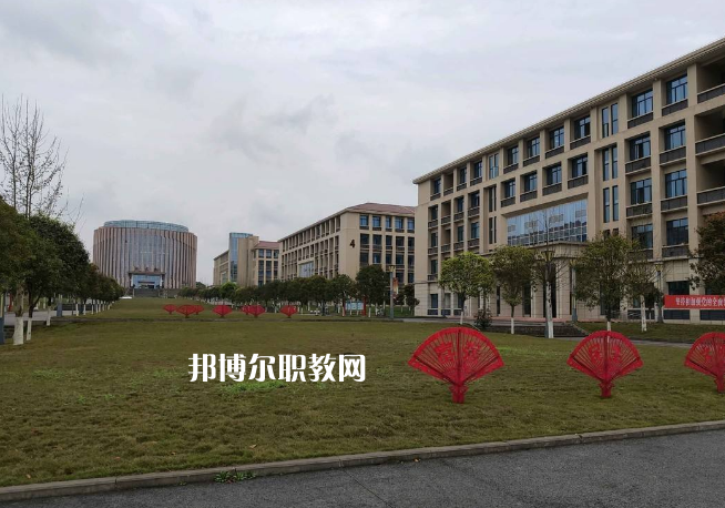 瀘州職業(yè)技術學校2022年有哪些專業(yè)