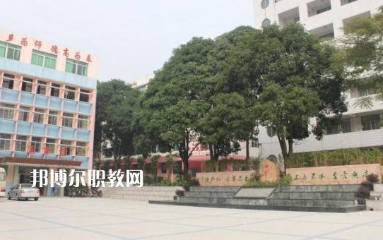 資陽(yáng)科學(xué)技術(shù)學(xué)校2022年招生辦聯(lián)系電話(huà)