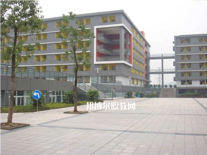 澄江縣職業(yè)高級中學2022年學費、收費多少