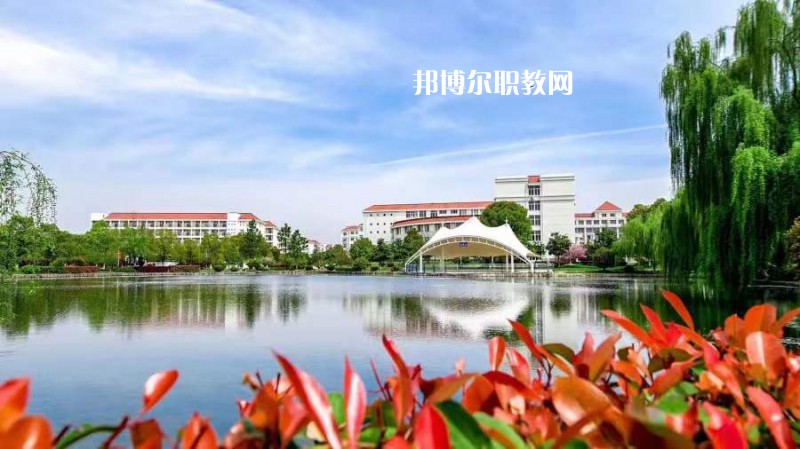 江川縣職業(yè)中學(xué)2022年報名條件、招生要求、招生對象