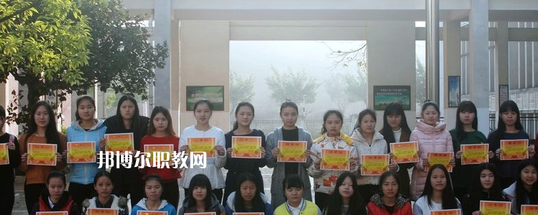 梅州藝術(shù)學(xué)校2022年報(bào)名條件、招生要求、招生對(duì)象