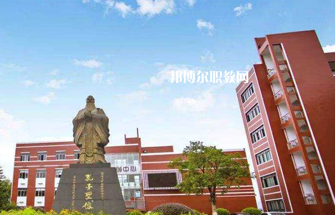 貴州輕工職業(yè)技術(shù)學(xué)院中專部2022年報(bào)名條件、招生要求、招生對(duì)象