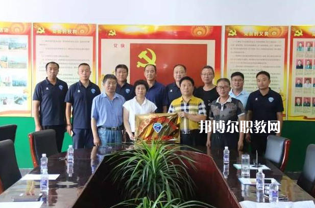 高碑店市職業(yè)技術(shù)教育中心2022年學(xué)費、收費多少