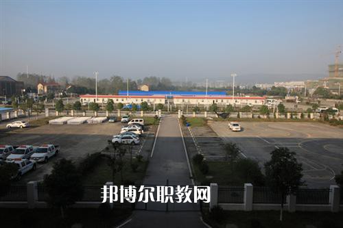 安徽滁州技師學(xué)院2022年報名條件、招生要求、招生對象