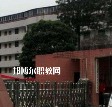 雅安職業(yè)高級(jí)中學(xué)2022年報(bào)名條件、招生要求、招生對(duì)象